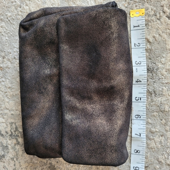 Graham & Spenser suede clutch black and gold - Picture 7 of 9